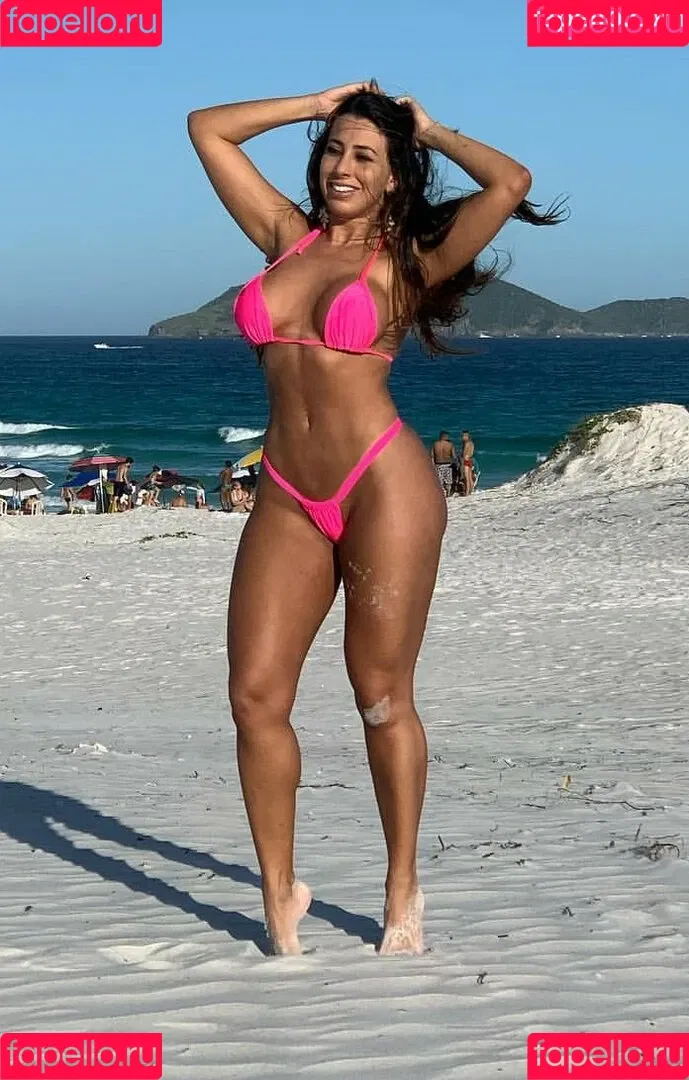 Thais Eid Onlyfans Photo Gallery 