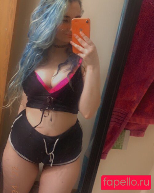 Juliexwolfe Nude Onlyfans Photo 8