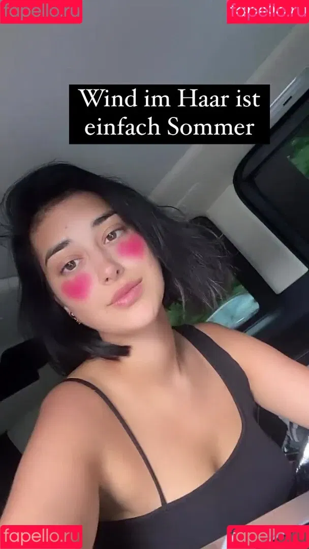 Elif Onlyfans Photo Gallery 