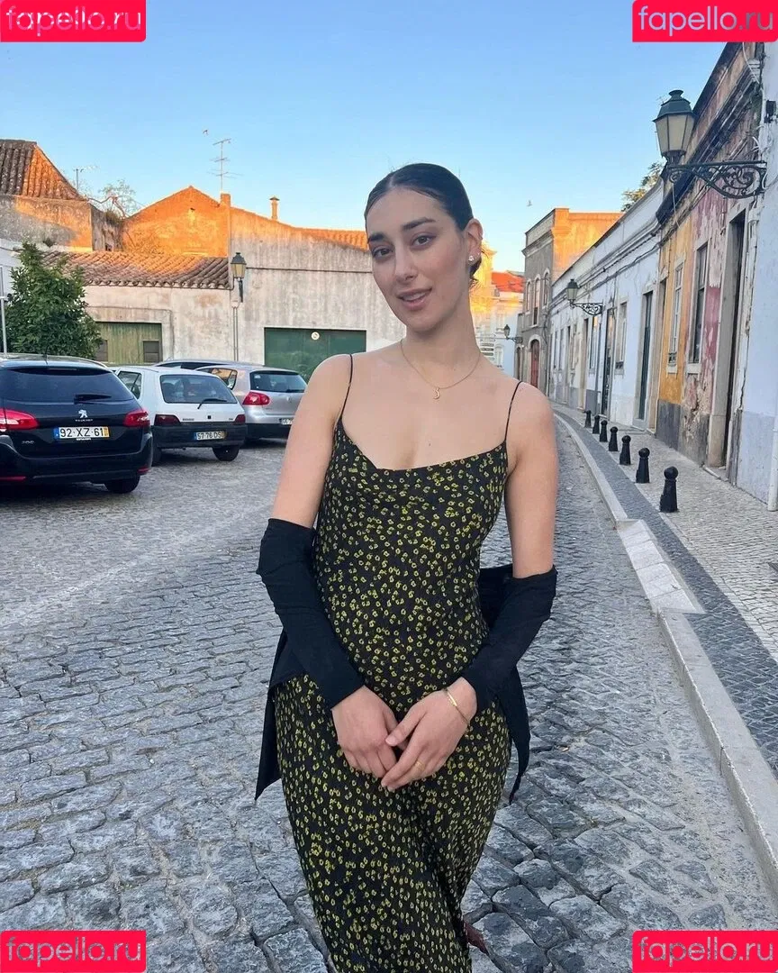 Elif Onlyfans Photo Gallery 
