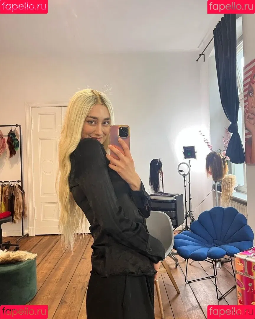 Elif Onlyfans Photo Gallery 