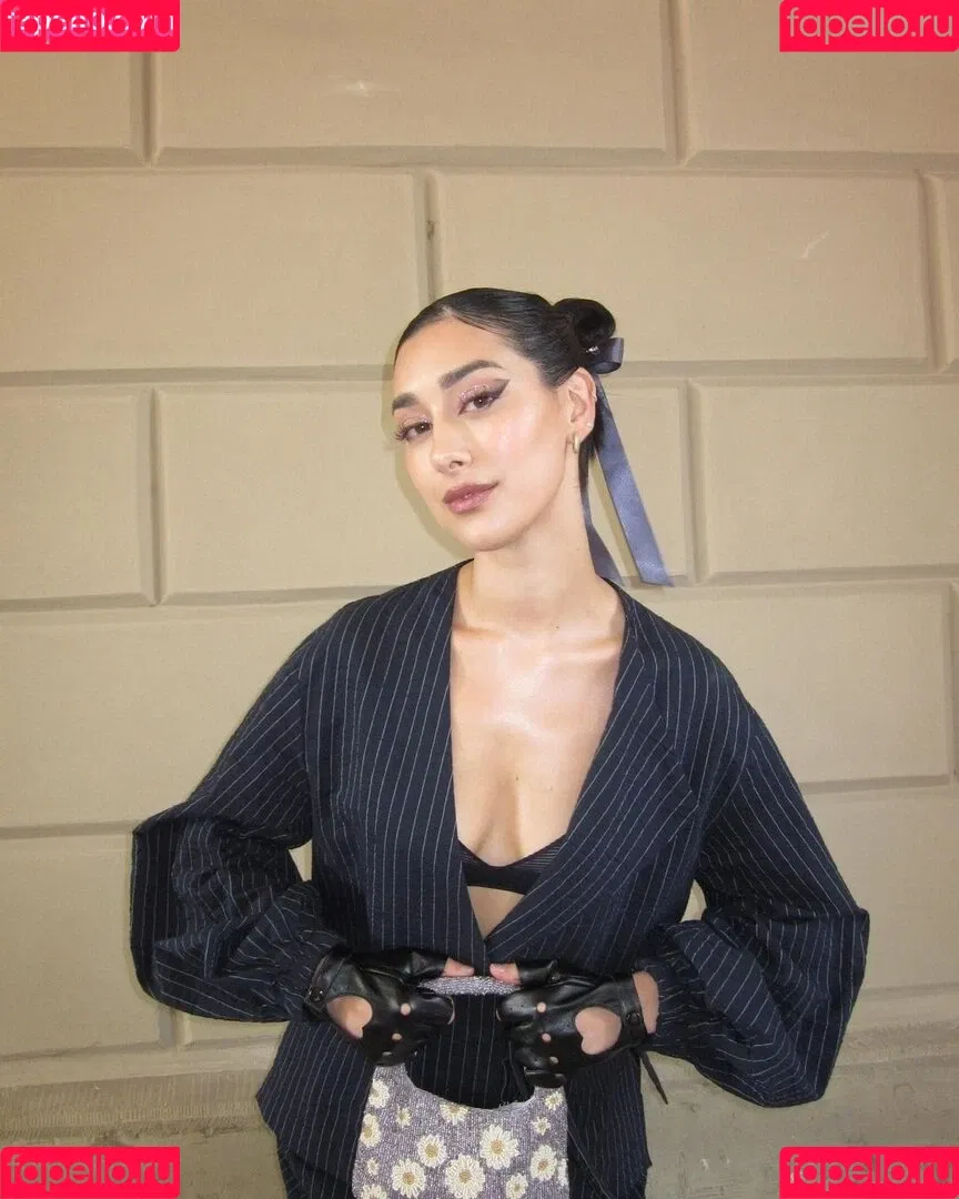 Elif Onlyfans Photo Gallery 