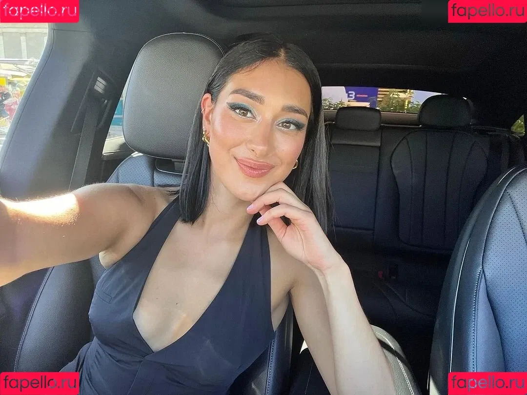 Elif Onlyfans Photo Gallery 