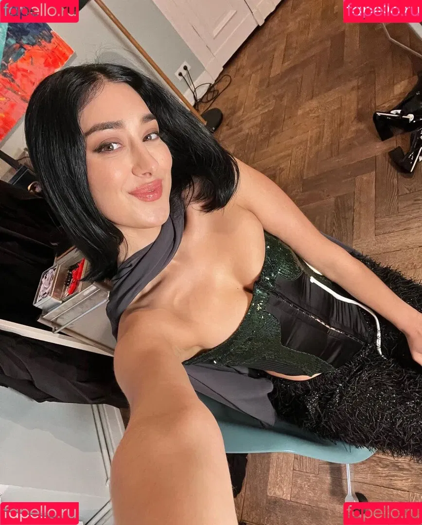 Elif Onlyfans Photo Gallery 