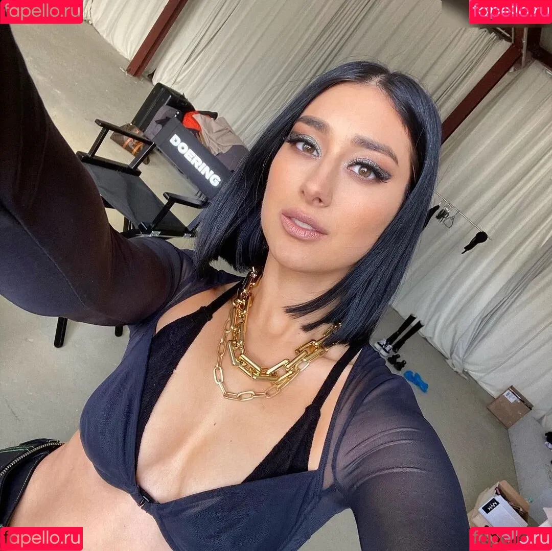 Elif Onlyfans Photo Gallery 