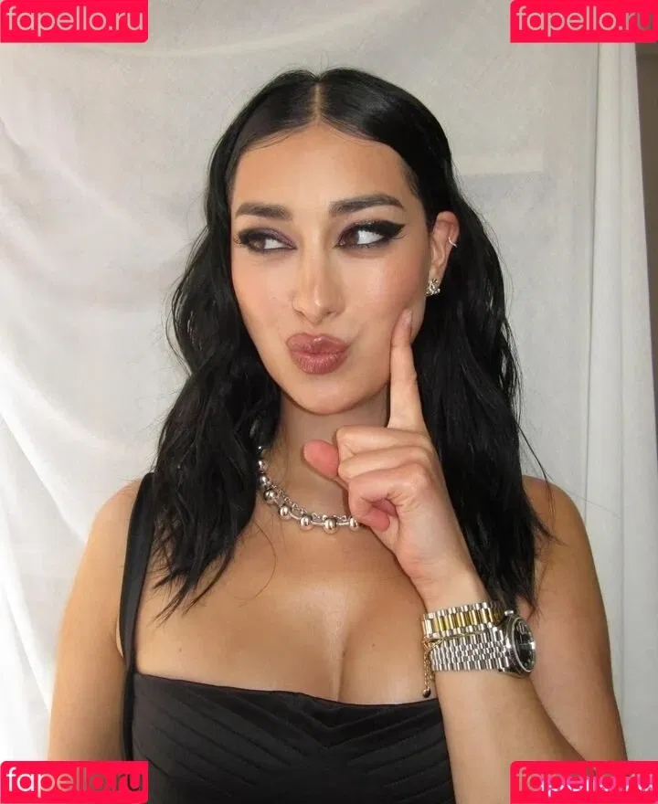 Elif Onlyfans Photo Gallery 