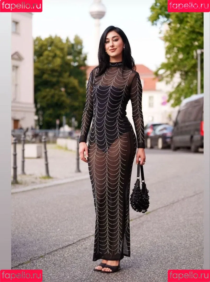 Elif Onlyfans Photo Gallery 