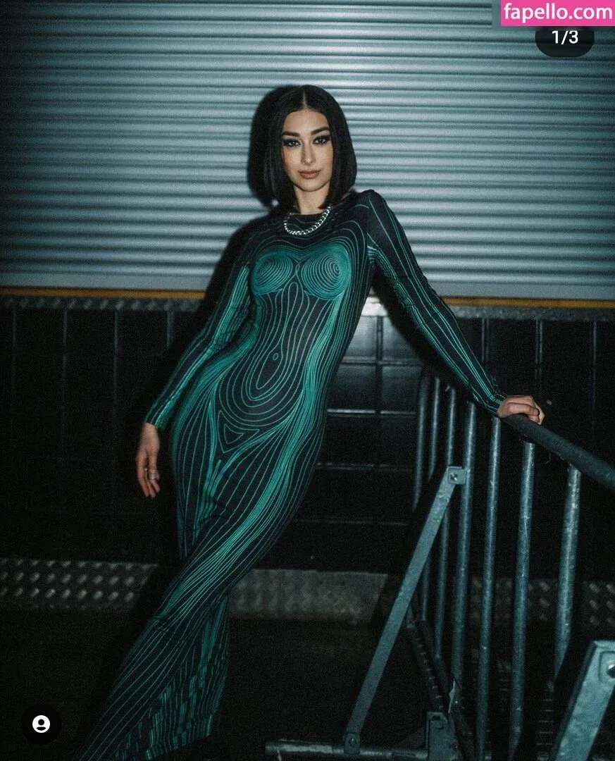 Elif Onlyfans Photo Gallery 