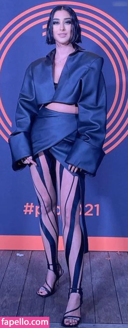 Elif Onlyfans Photo Gallery 