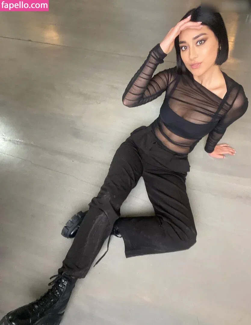 Elif Onlyfans Photo Gallery 