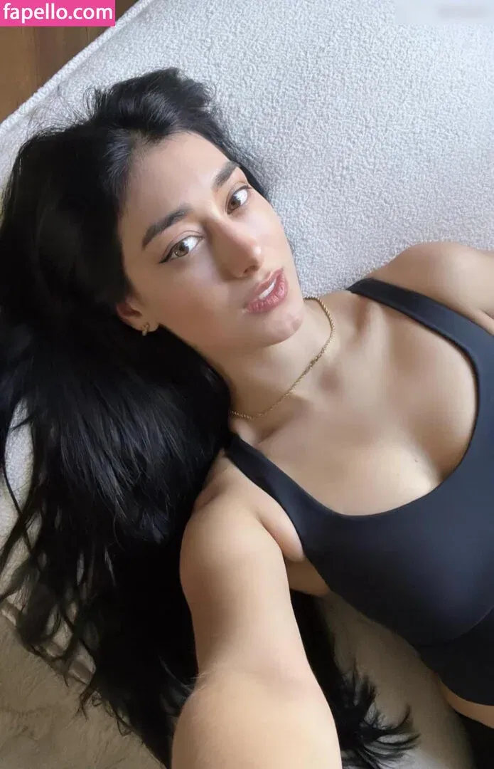 Elif Onlyfans Photo Gallery 