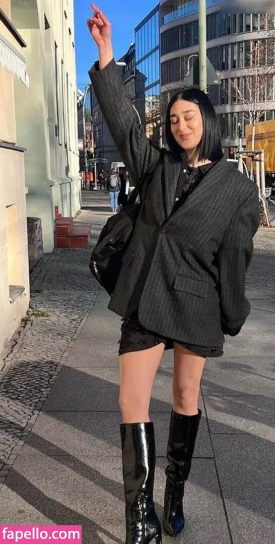 Elif Onlyfans Photo Gallery 