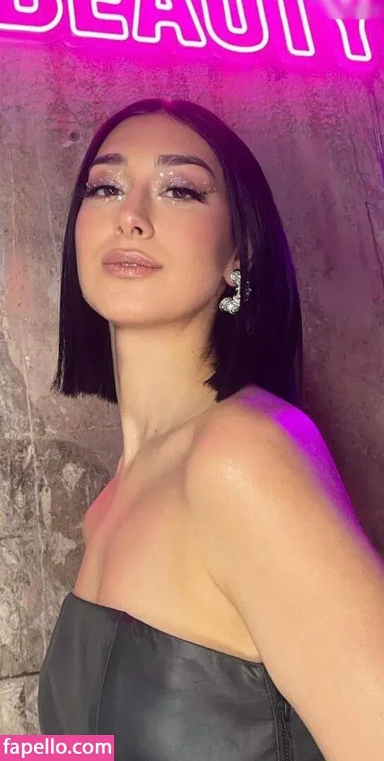 Elif Onlyfans Photo Gallery 