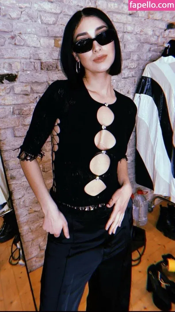 Elif Onlyfans Photo Gallery 