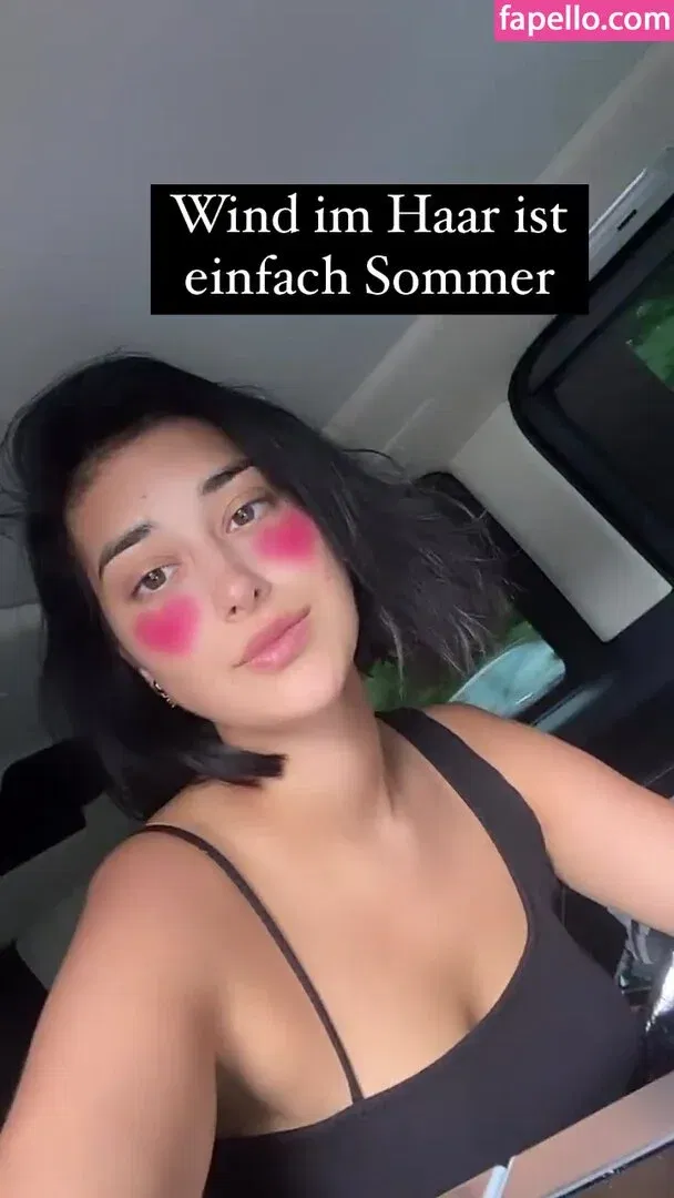 Elif Onlyfans Photo Gallery 