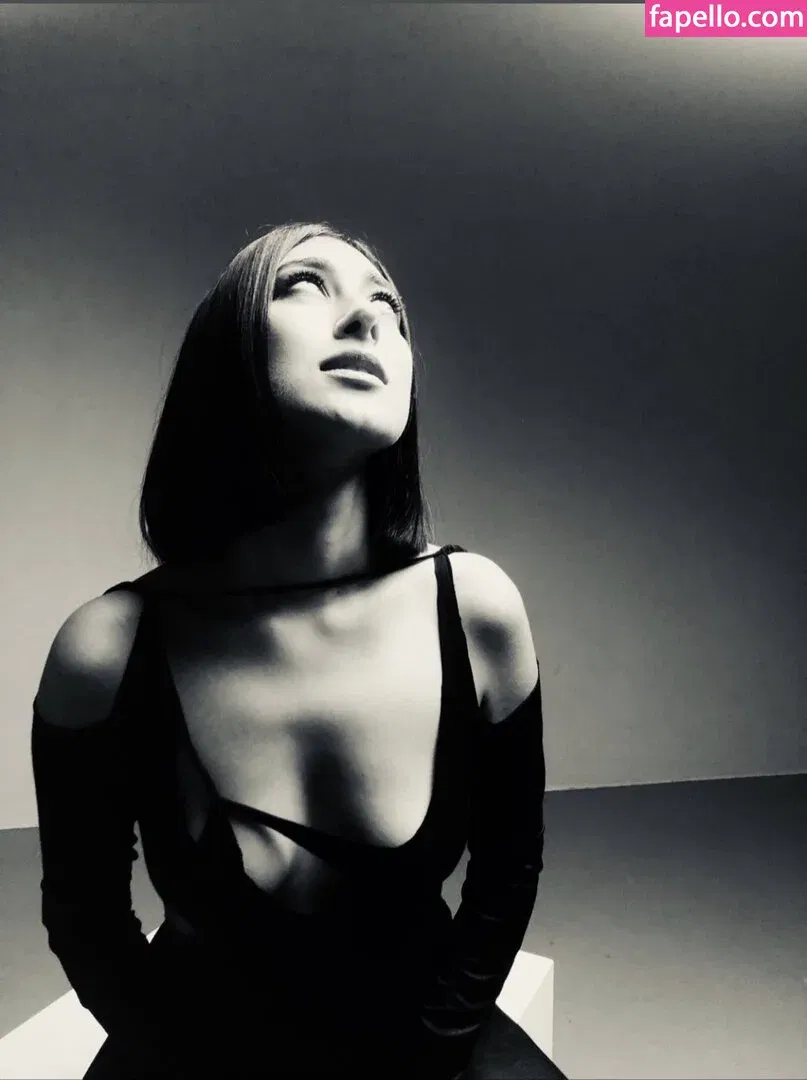 Elif Onlyfans Photo Gallery 