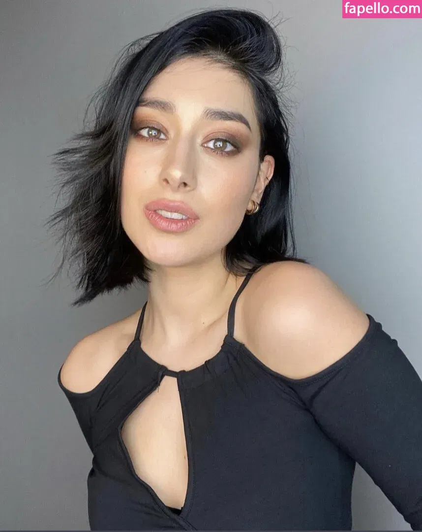 Elif Onlyfans Photo Gallery 