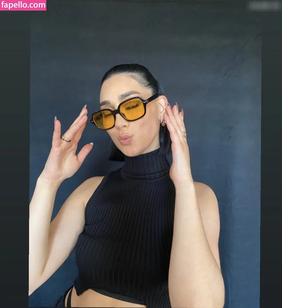 Elif Onlyfans Photo Gallery 