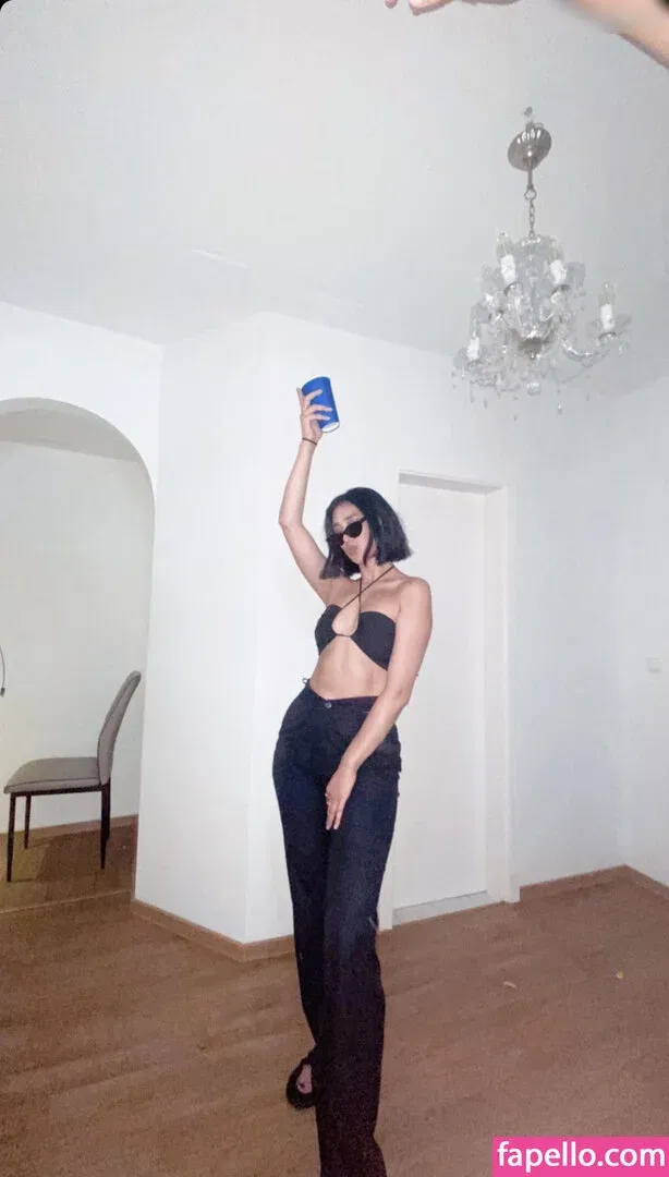 Elif Onlyfans Photo Gallery 