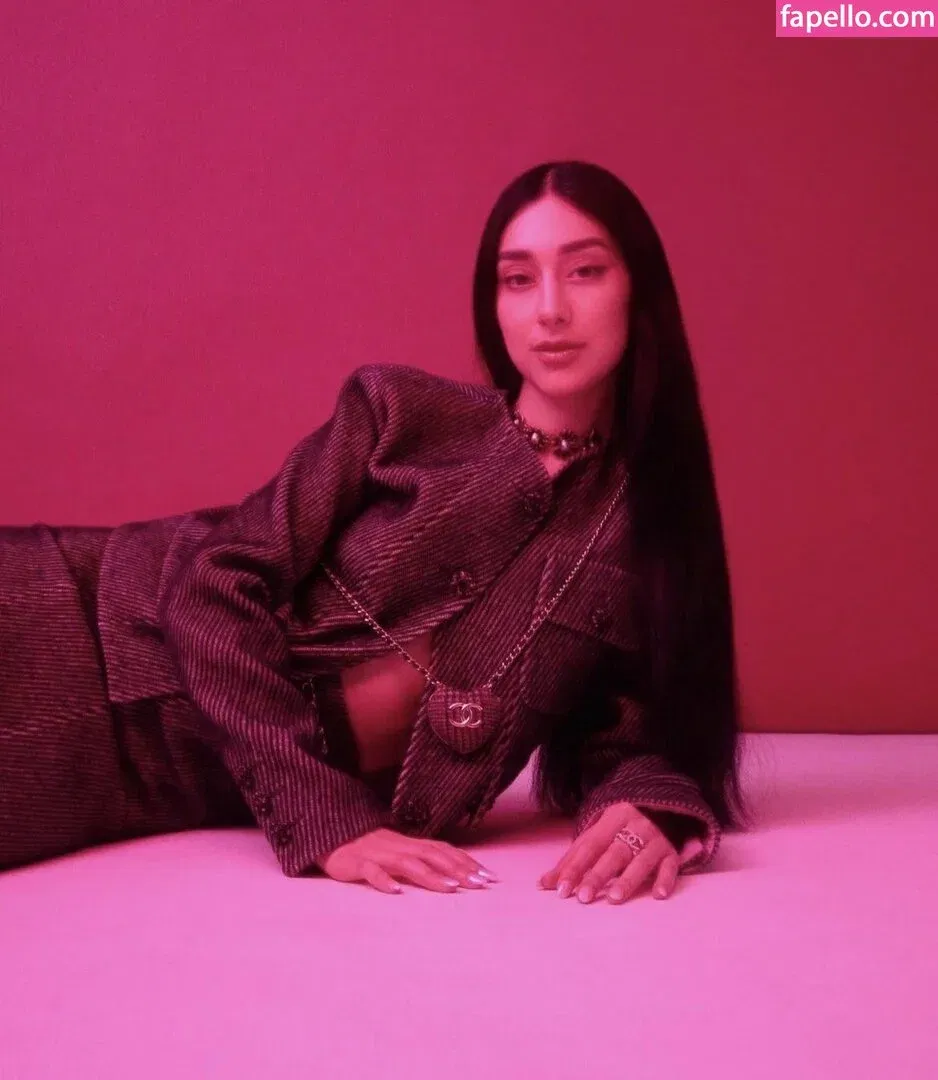 Elif Onlyfans Photo Gallery 