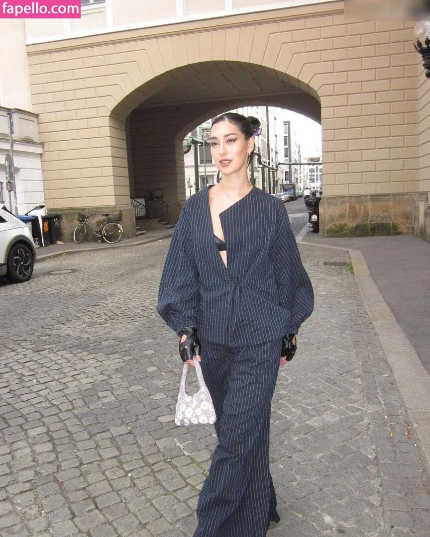 Elif Onlyfans Photo Gallery 