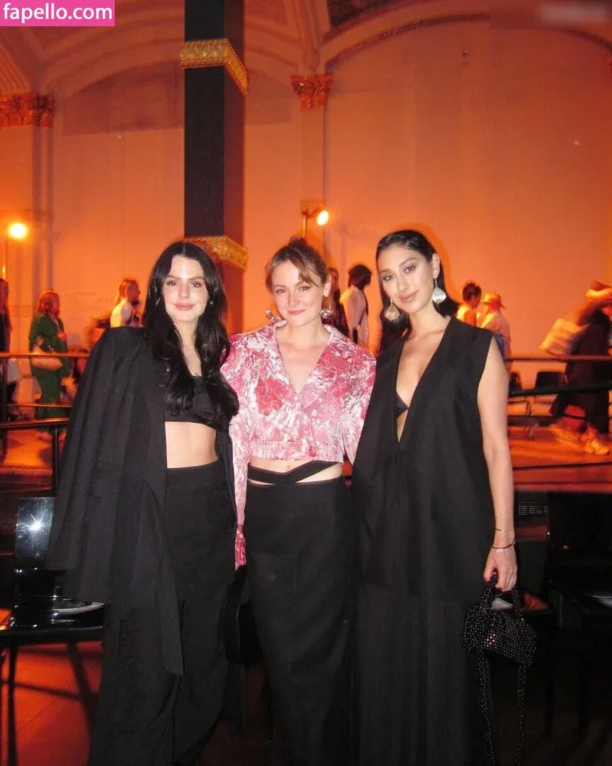 Elif Onlyfans Photo Gallery 