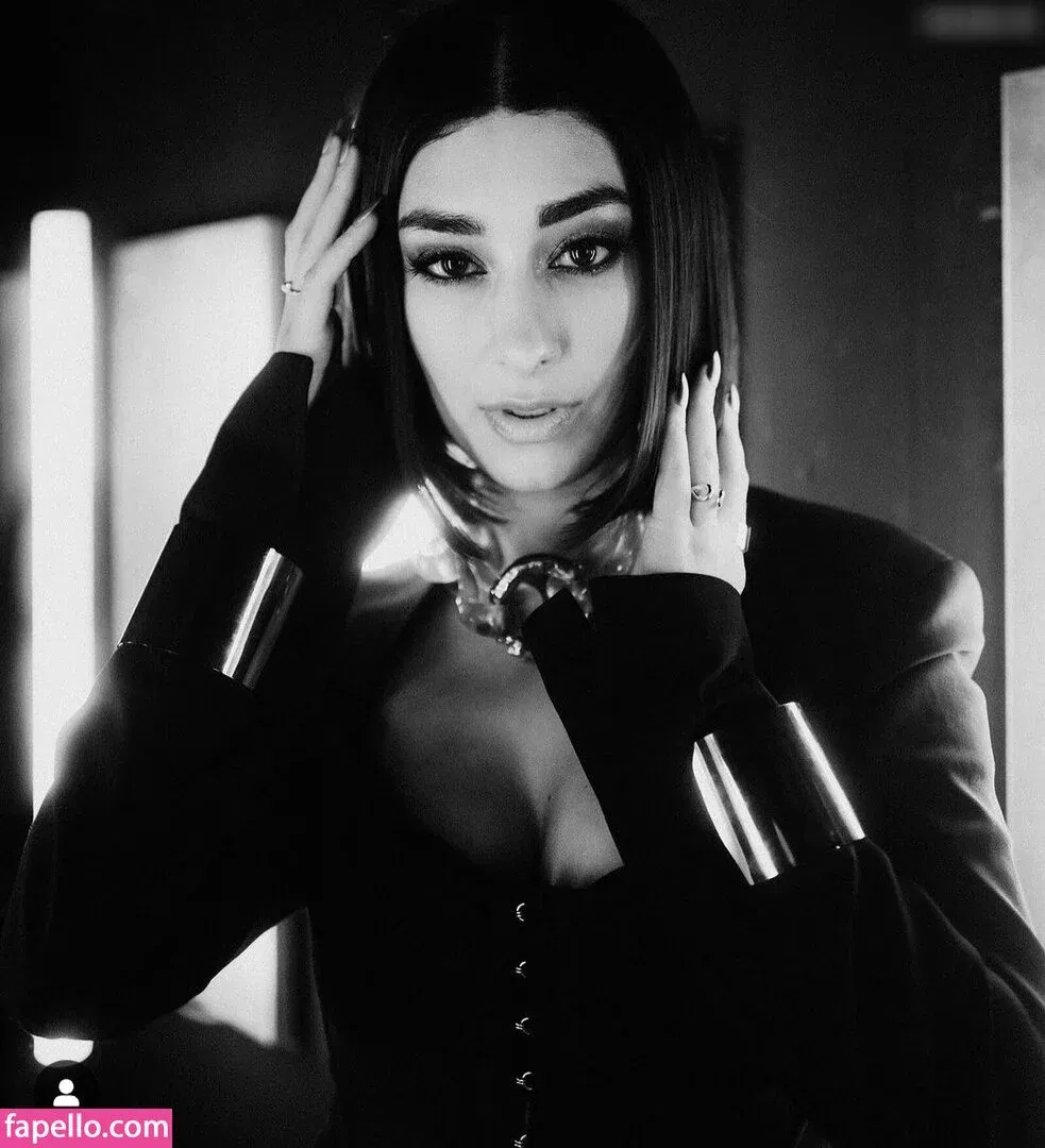 Elif Onlyfans Photo Gallery 