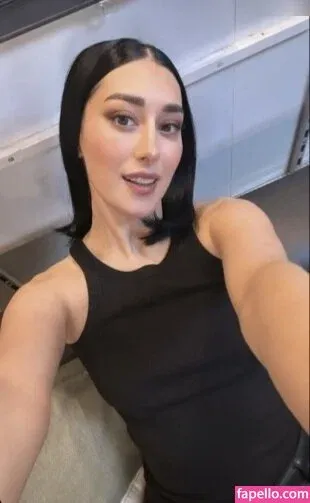 Elif Onlyfans Photo Gallery 