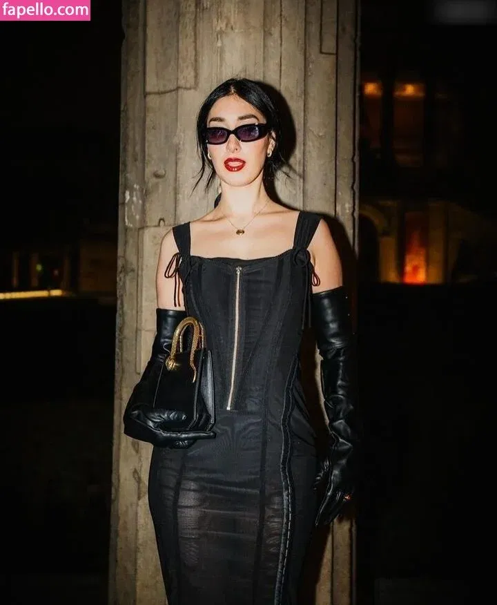 Elif Onlyfans Photo Gallery 