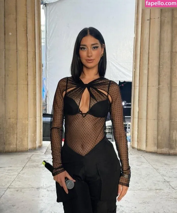 Elif Onlyfans Photo Gallery 