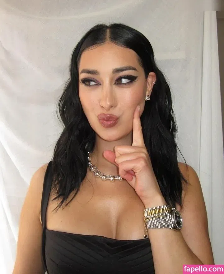 Elif Onlyfans Photo Gallery 