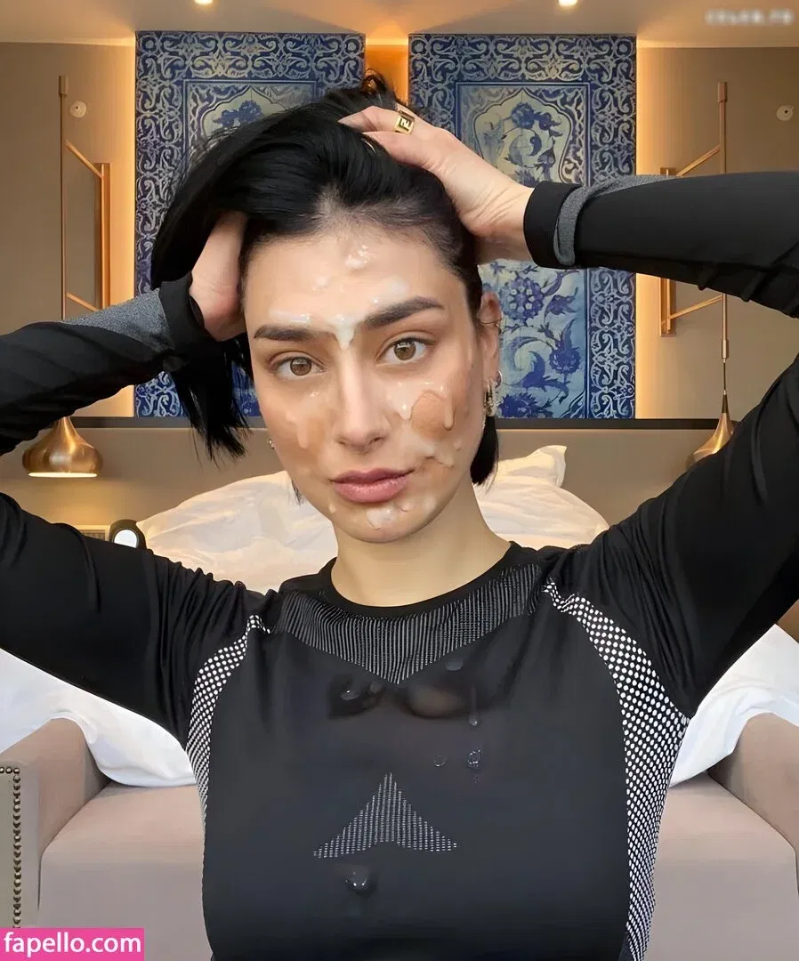 Elif Onlyfans Photo Gallery 