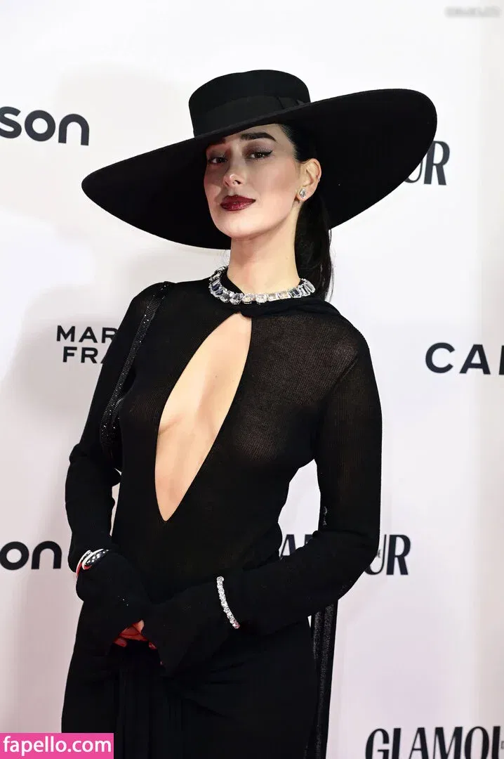 Elif Onlyfans Photo Gallery 