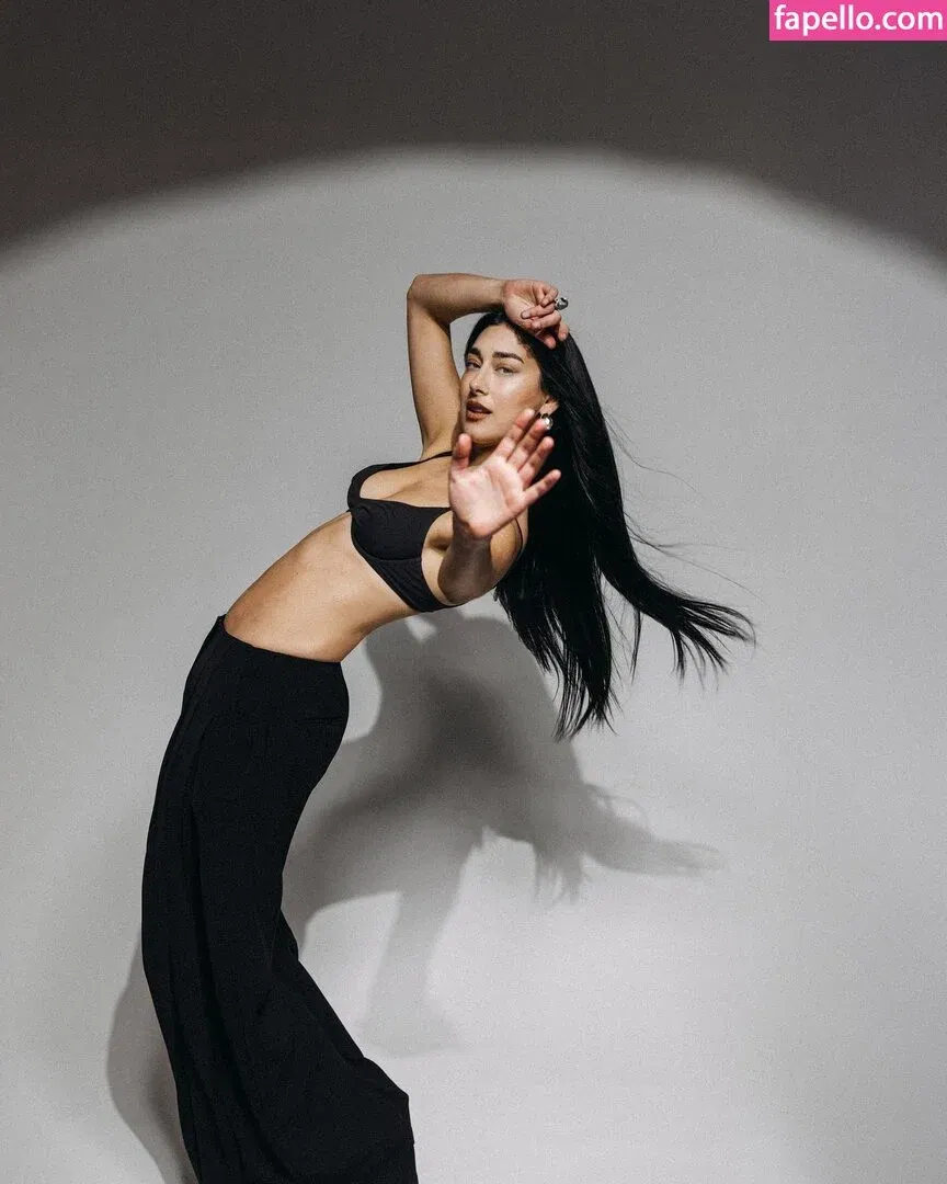 Elif Onlyfans Photo Gallery 