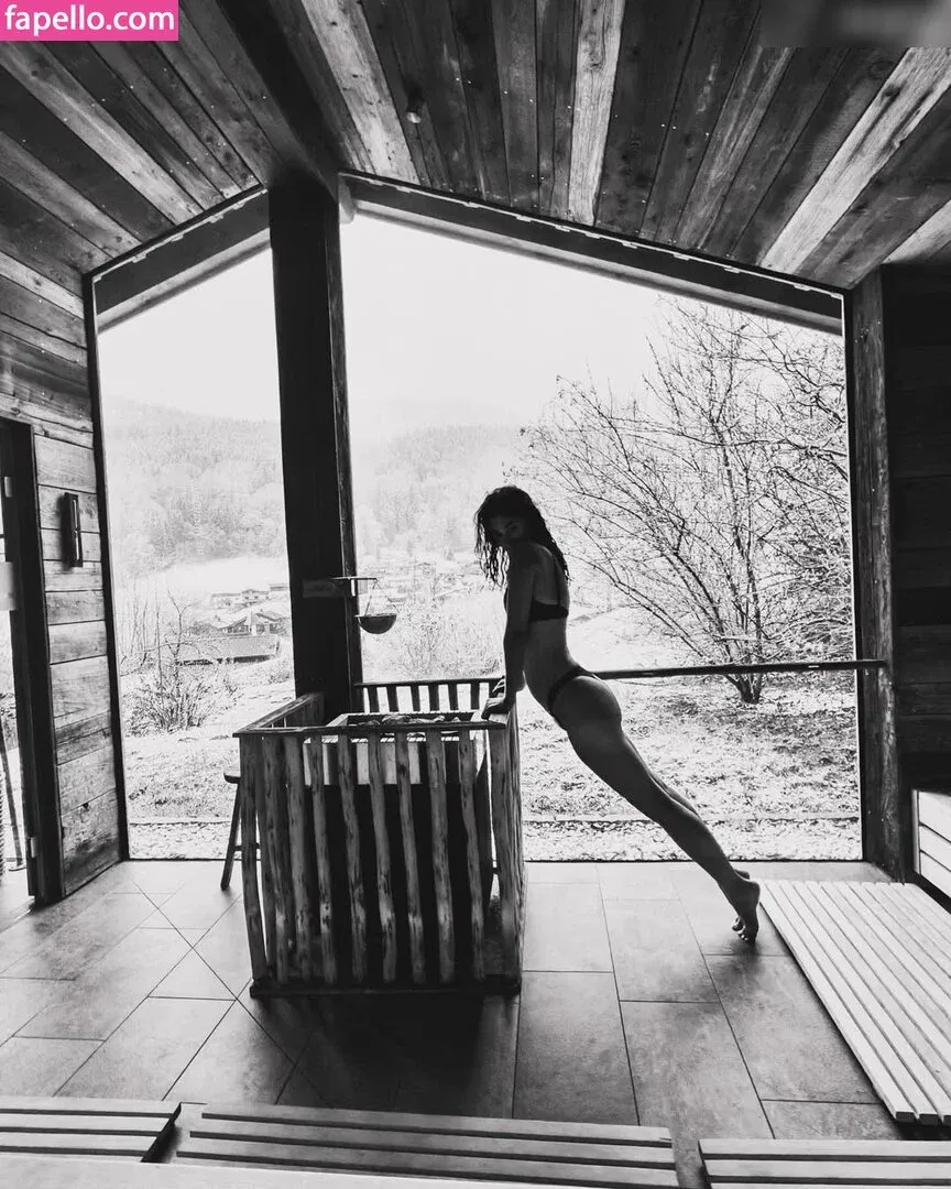 Elif Onlyfans Photo Gallery 