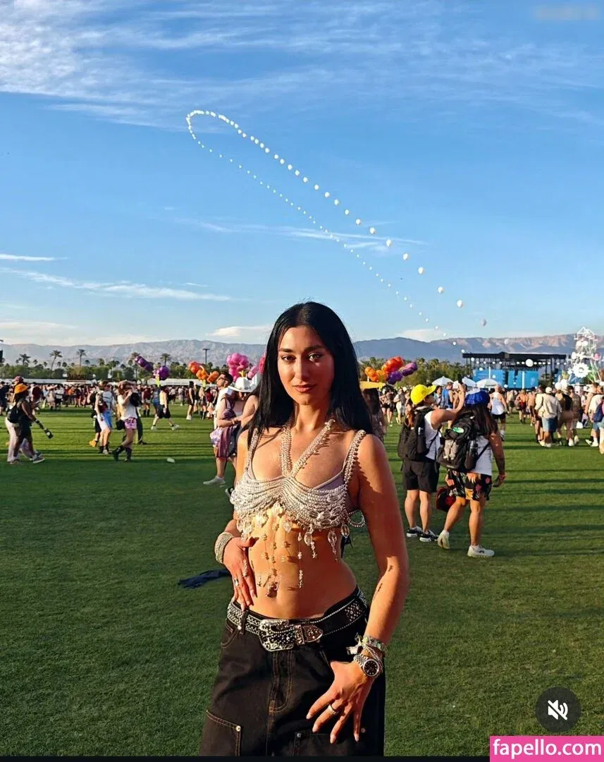 Elif Onlyfans Photo Gallery 