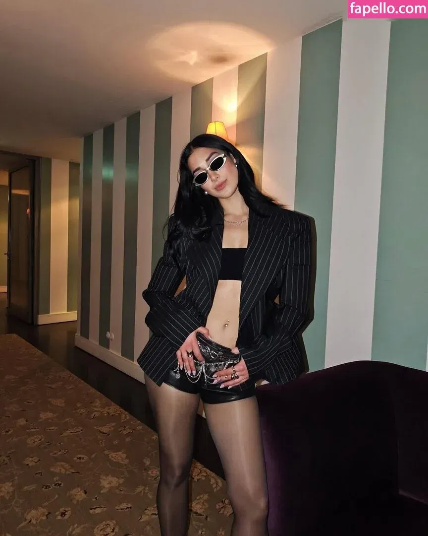 Elif Onlyfans Photo Gallery 