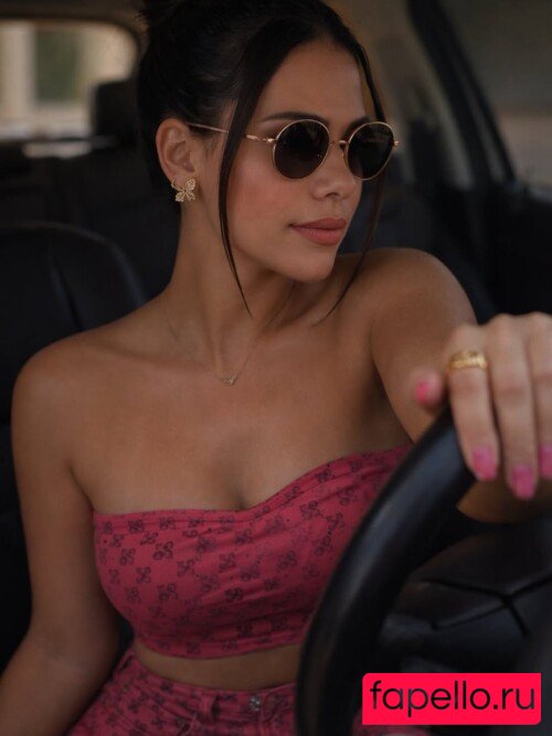 Kelly Muniz Nude Onlyfans Photo 3