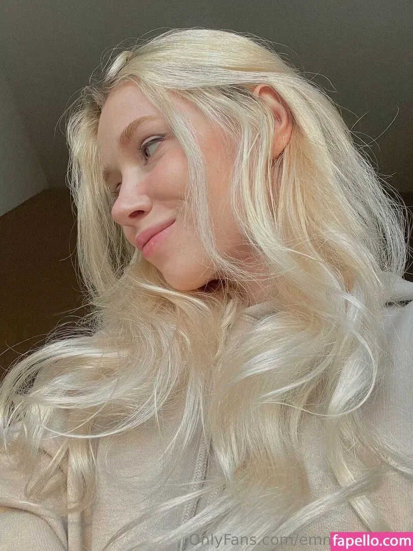 emmaseverina Onlyfans Photo Gallery 