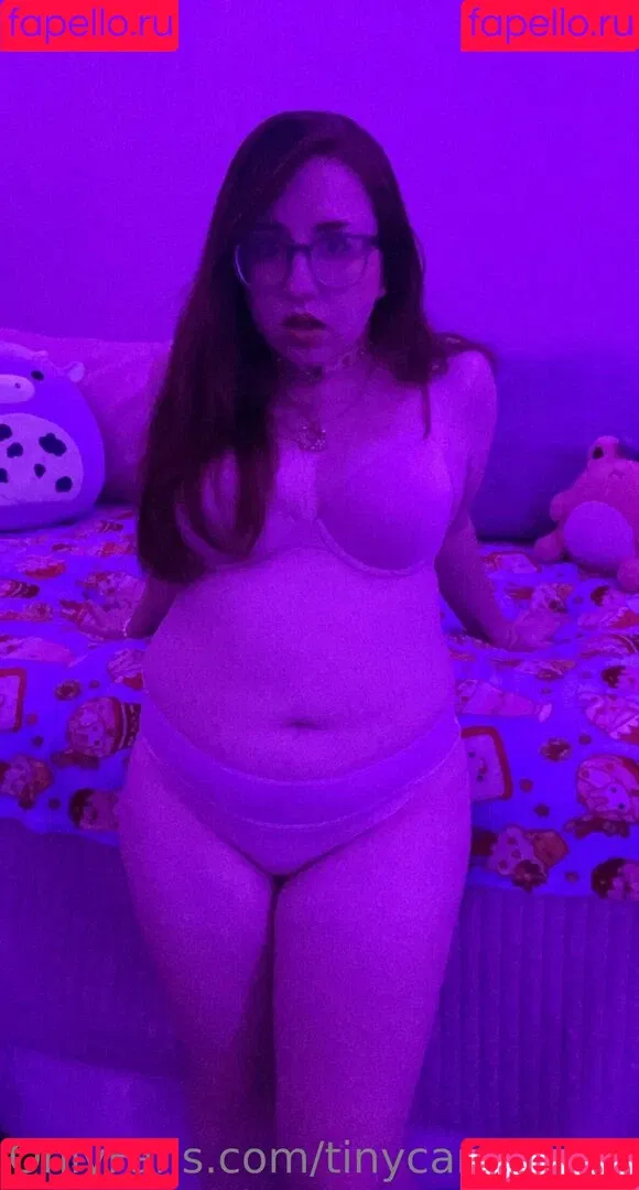 tinycarrotcake Onlyfans Photo Gallery 
