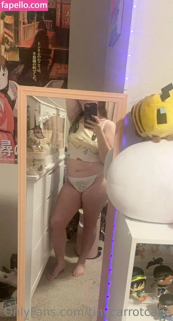 tinycarrotcake Onlyfans Photo Gallery 