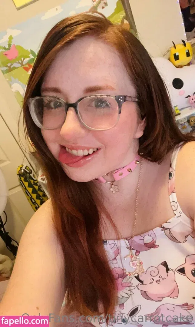 tinycarrotcake Onlyfans Photo Gallery 