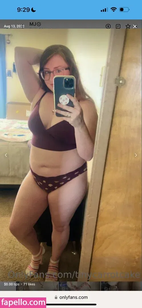 tinycarrotcake Onlyfans Photo Gallery 