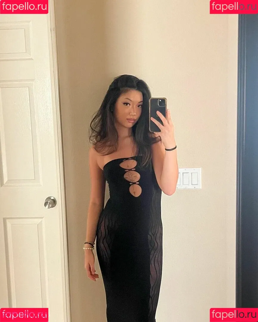 Maru Lee Onlyfans Photo Gallery 