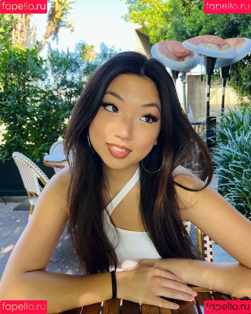 Maru Lee Onlyfans Photo Gallery 