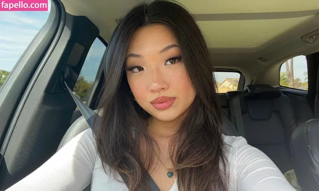 Maru Lee Onlyfans Photo Gallery 