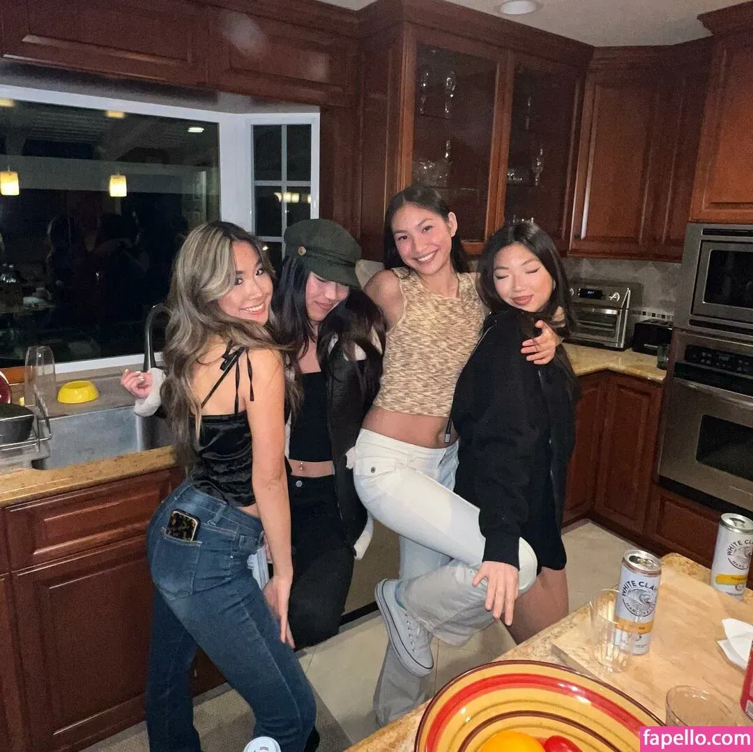 Maru Lee Onlyfans Photo Gallery 