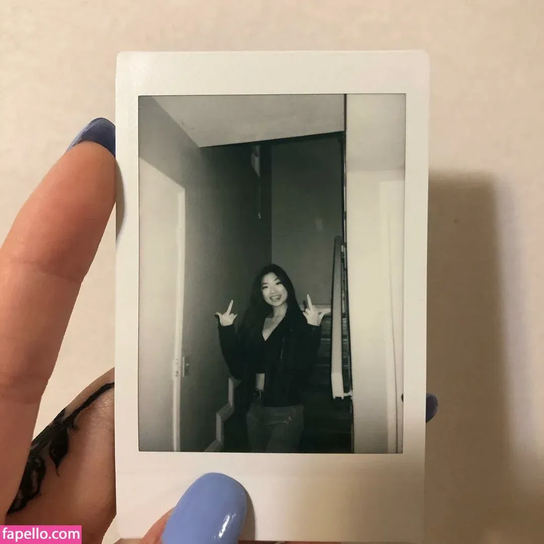 Maru Lee Onlyfans Photo Gallery 