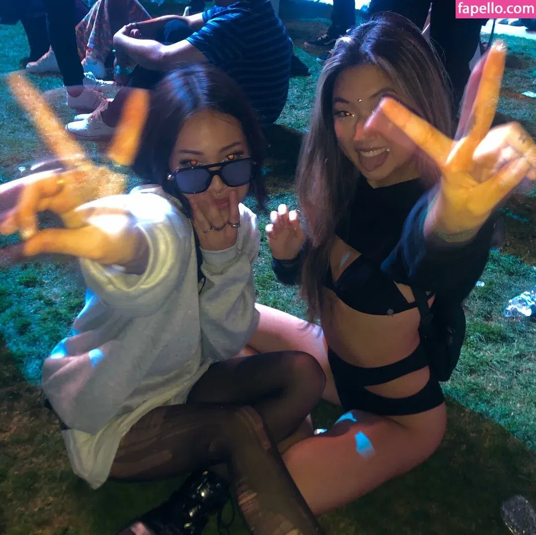 Maru Lee Onlyfans Photo Gallery 