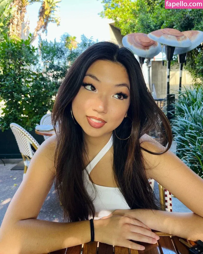 Maru Lee Onlyfans Photo Gallery 